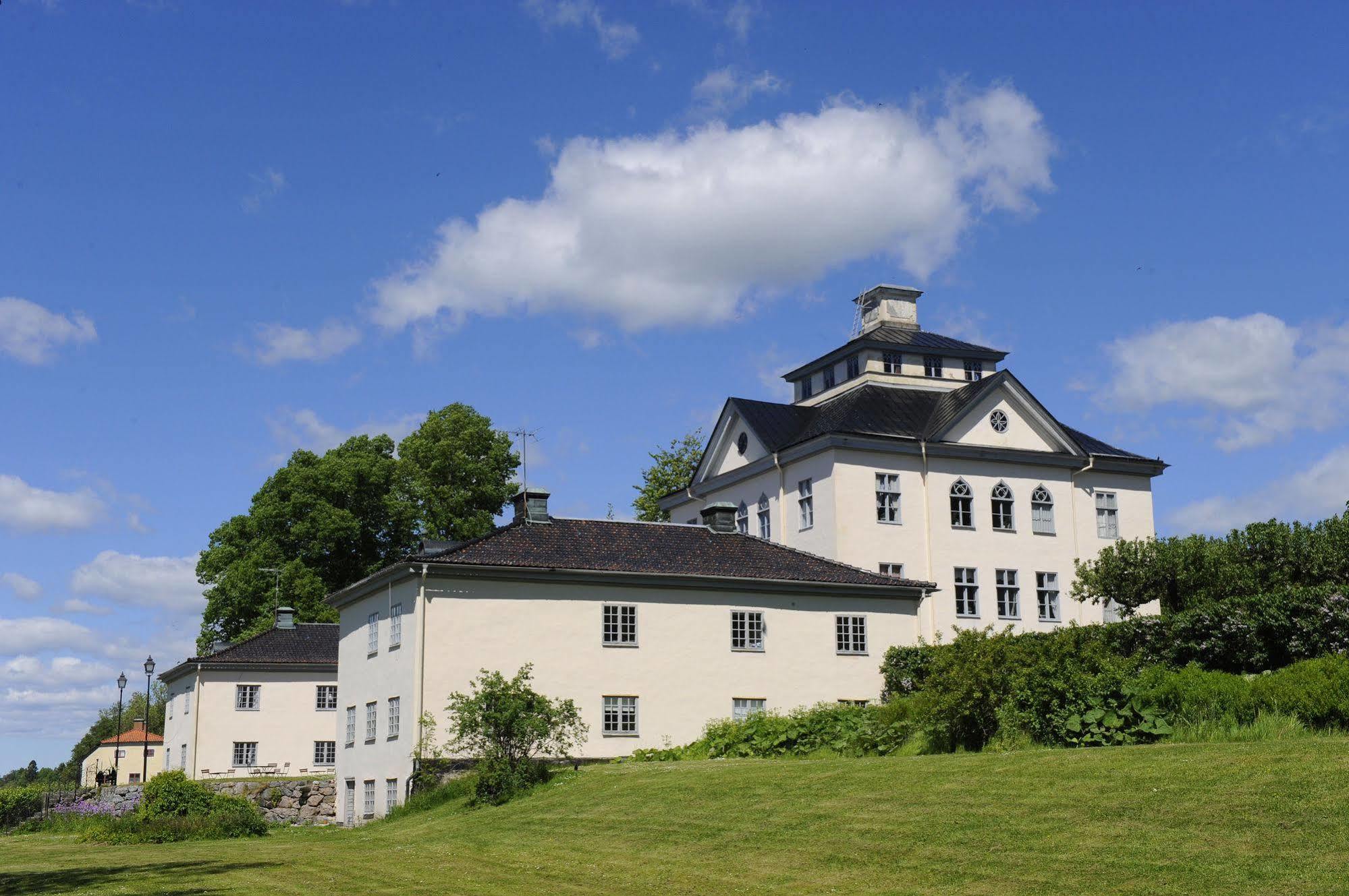 Oester Malma Hotel Marieberg  Экстерьер фото